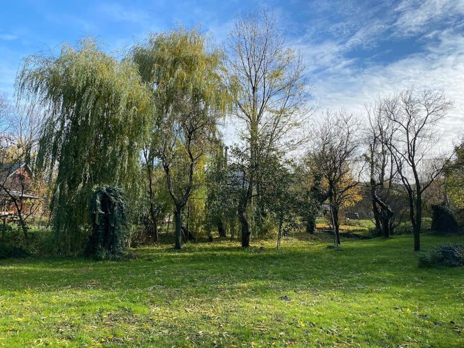 Romanticka Chalupka Na Polosamote Plavecky Peter Exterior foto
