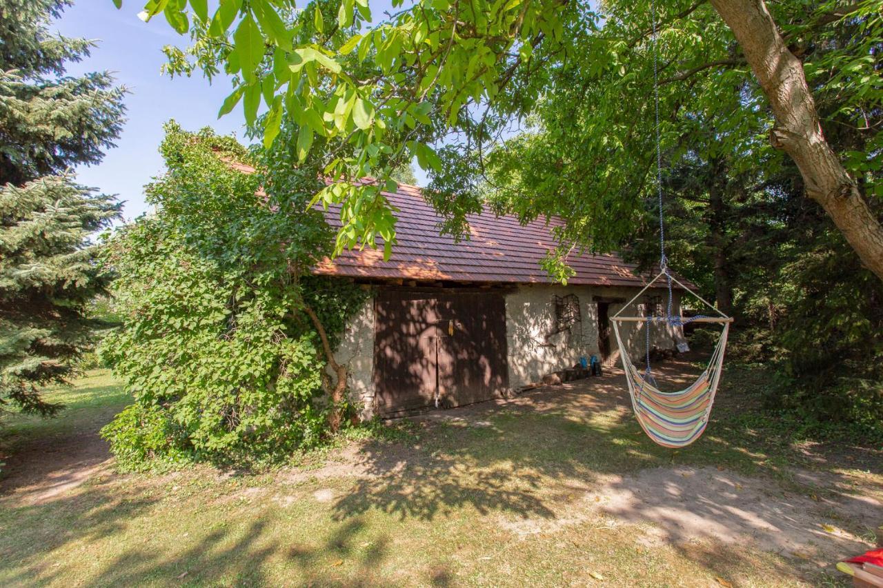 Romanticka Chalupka Na Polosamote Plavecky Peter Exterior foto