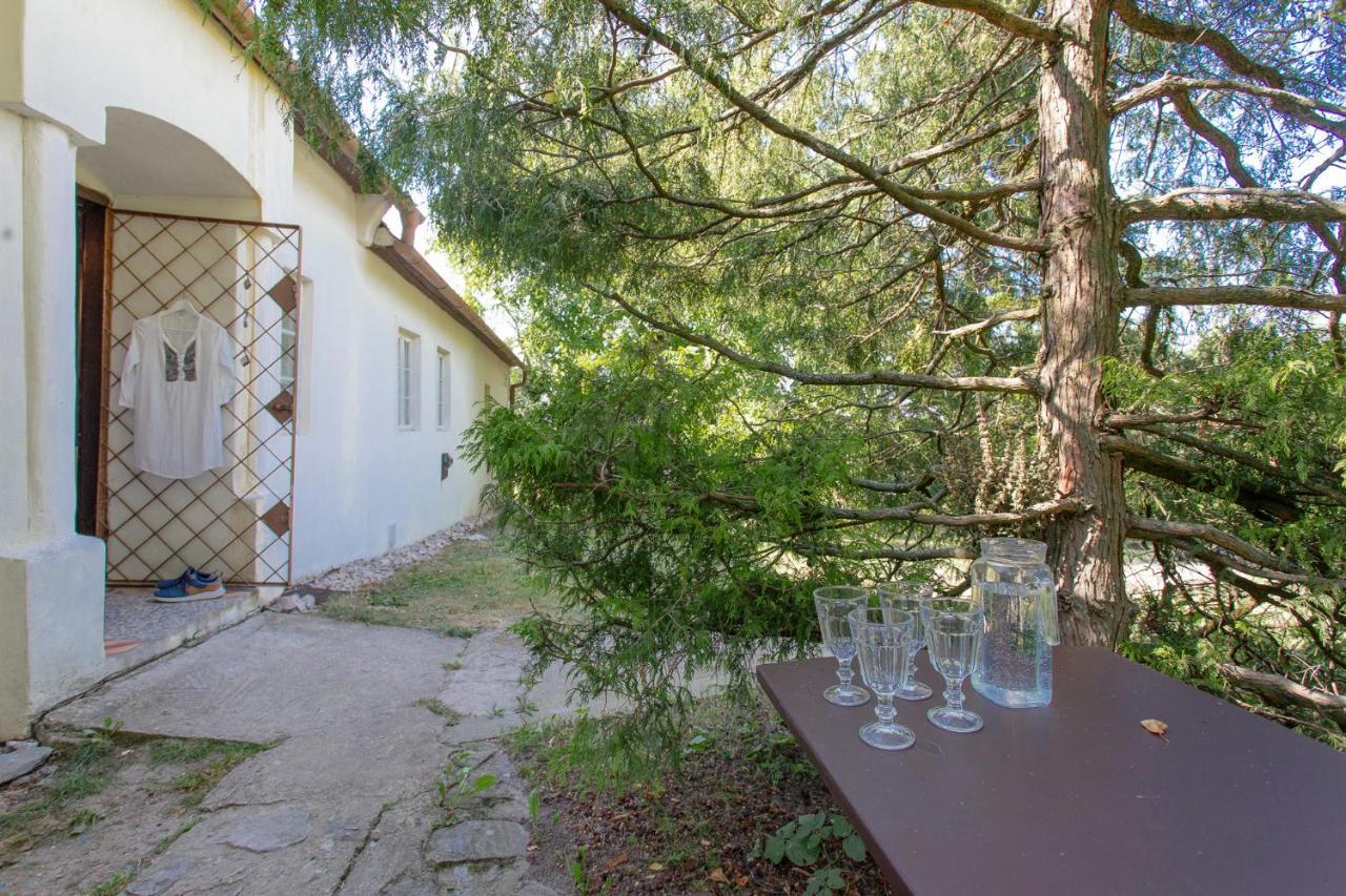 Romanticka Chalupka Na Polosamote Plavecky Peter Exterior foto